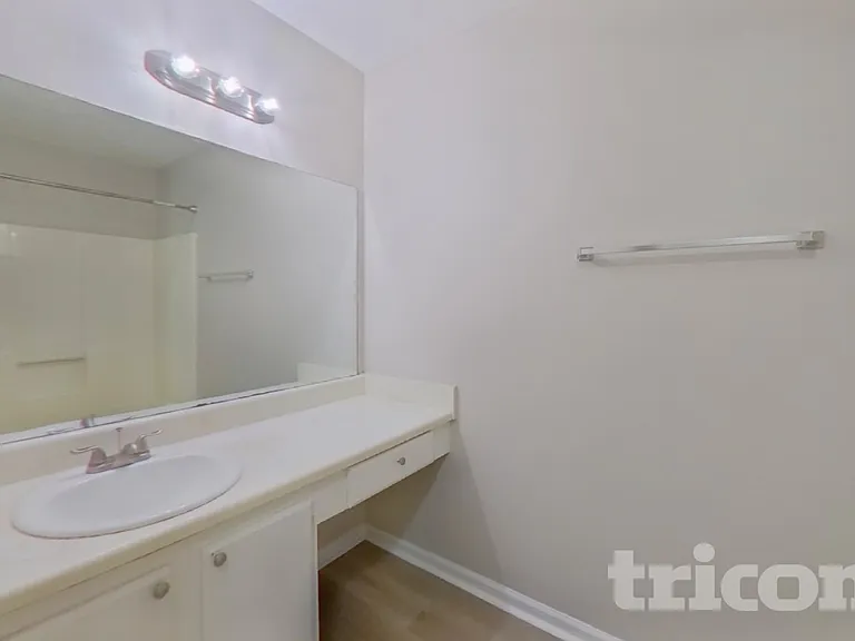 3735 Linwood Way — Photo 13