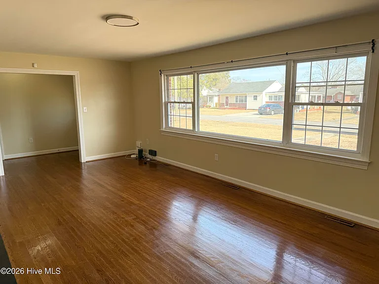 4254 Washington St — Photo 13