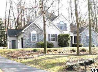 180 Hawthorne Dr, Hershey, PA 17033
