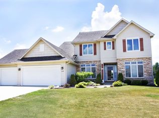 16004 Winston Ct, Urbandale, IA 50323
