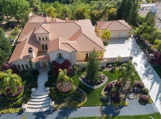 844 Santa Cruz Dr, Redding, CA
