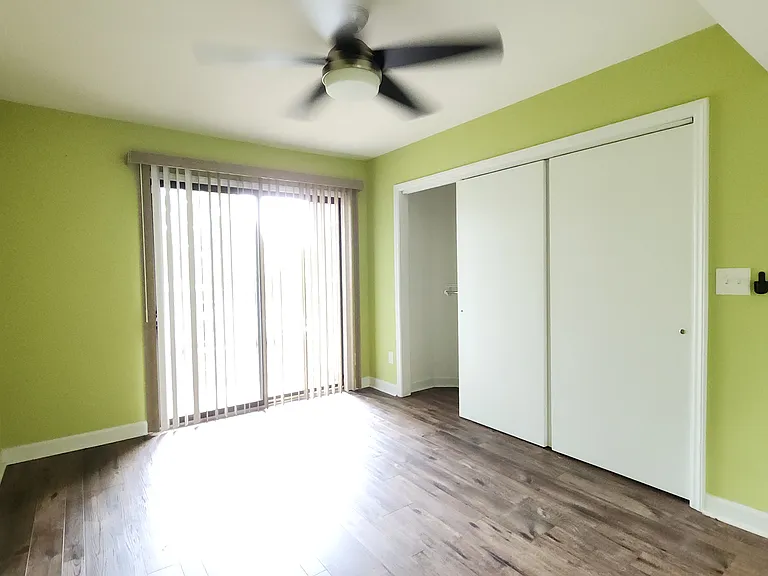 1600 Sharon Rd W #10 — Photo 9
