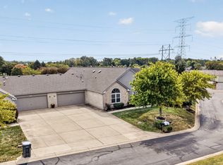 5771 Quail Crossing Dr, Indianapolis, IN 46237
