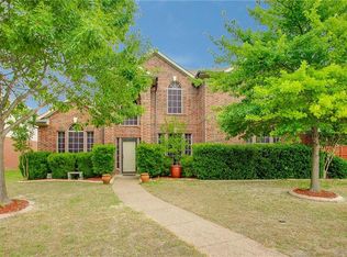 704 Camellia Ct, Desoto, TX 75115