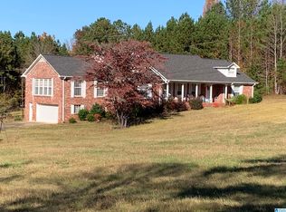 405 Lazy Y Rd, Hayden, AL 35079