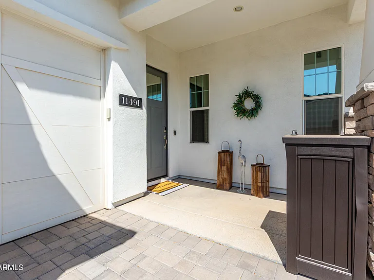 11491 N Luckenbach St — Photo 5
