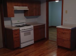 41 N Summer St, Adams, MA 01220