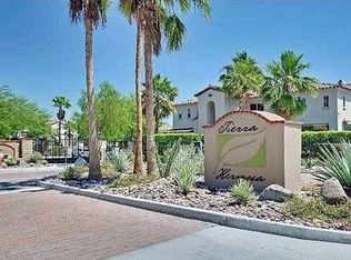 351 E Ameno Dr, Palm Springs, CA 92262