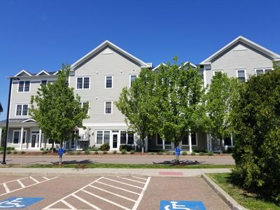 78 Severance Grn, Colchester, VT, 05446