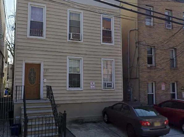 721 12th St #1, Union City, NJ 07087