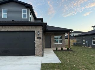 541 Cosmos St, Centerton, AR 72719