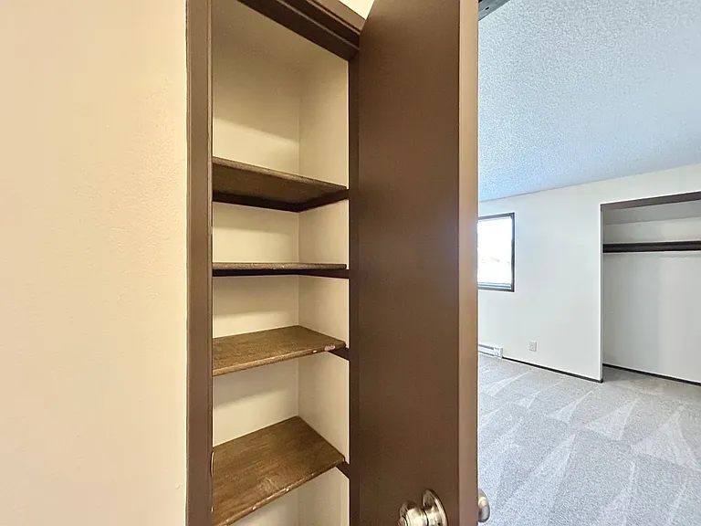 15865-15869 SW Misty Ct — Photo 33