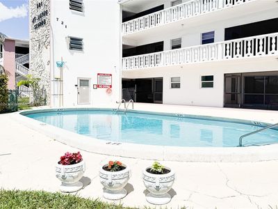 721 Atlantic Shores Blvd APT 307, Hallandale, FL, 33009