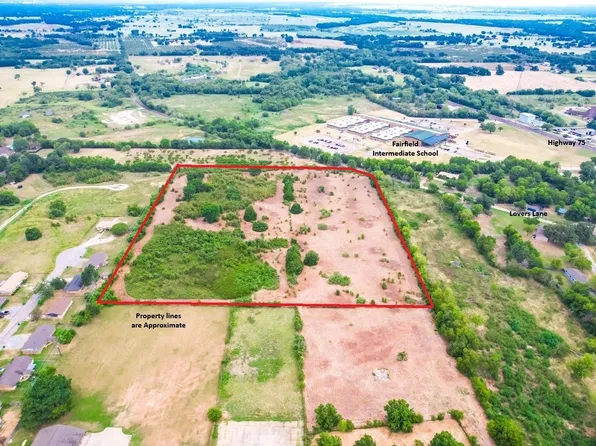 Lovers Ln, Fairfield, TX 75840