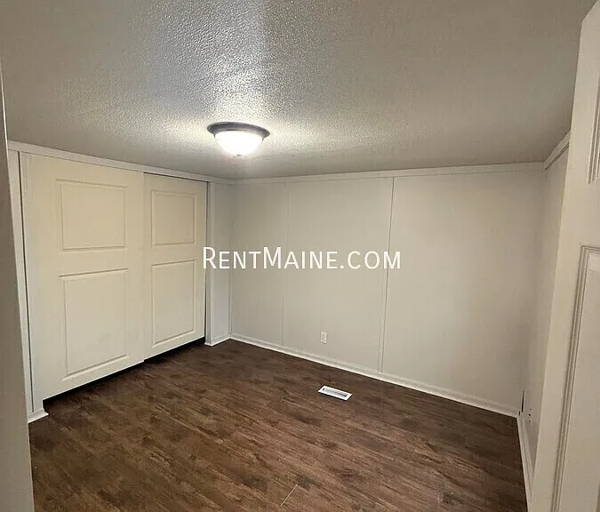 54 Pond Rd — Photo 8