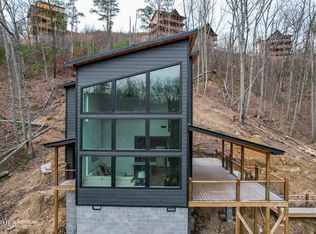 1851 Walker Trl, Sevierville, TN 37876