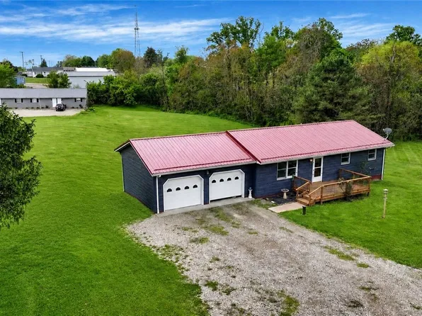 2397 Adamsville Rd, Zanesville, OH 43701