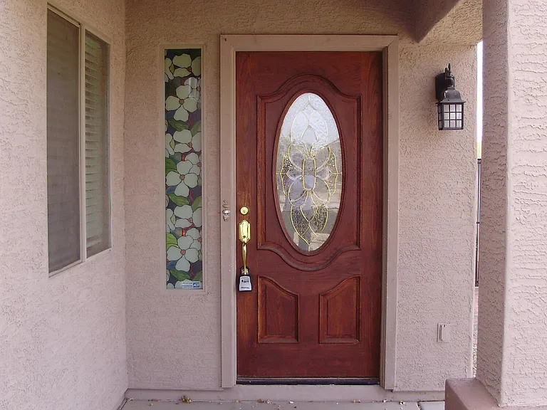 8074 N 109th Dr — Photo 3