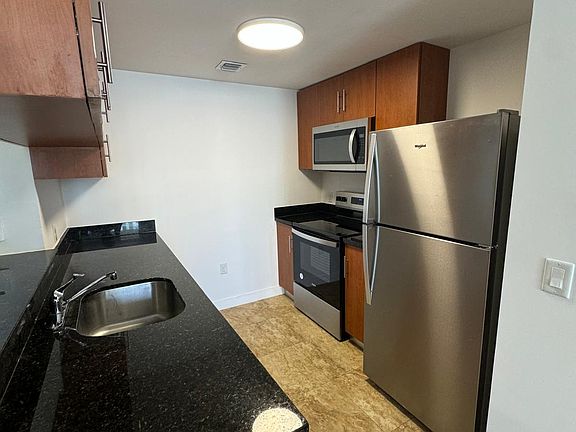 3rd image of 222 NW 26th St #2121