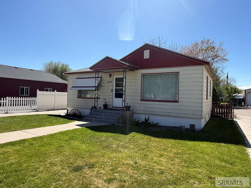 1st image of 3537 Valley Rd