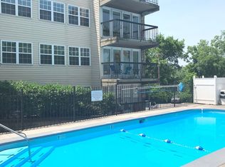 2749 Sullins St #309B, Knoxville, TN 37919