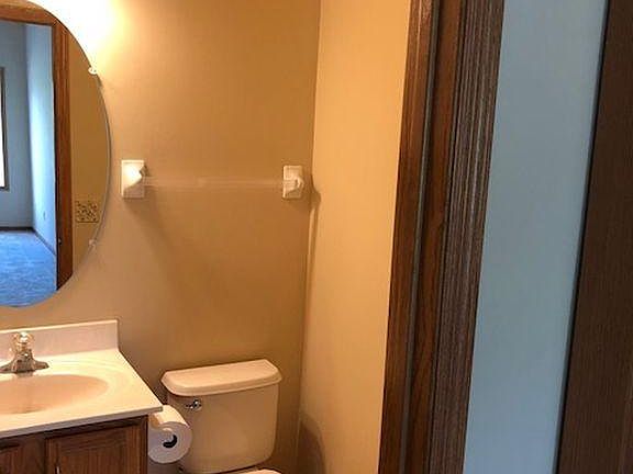 4th image of 4980 Garland Ct N APT B