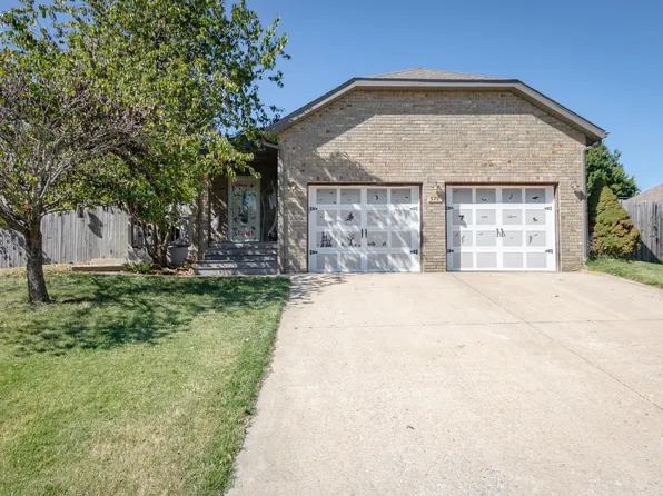 577 S Canterbury Lane, Nixa, MO 65714