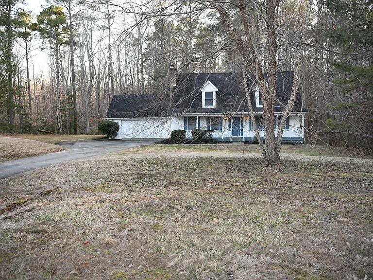 20503 Chestnut Ridge Dr — Photo 2