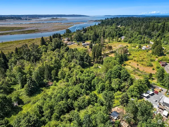 5807 14th Avenue NE, Tulalip, WA 98271