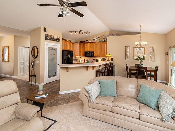 5th image of 19593 River Woods Dr