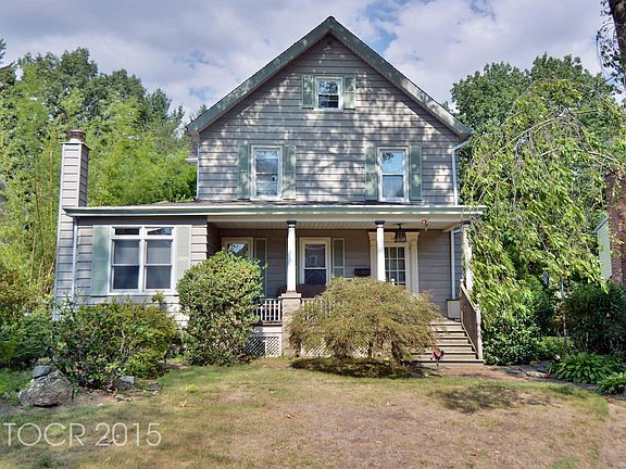 2nd image of 16 Oakland Ave