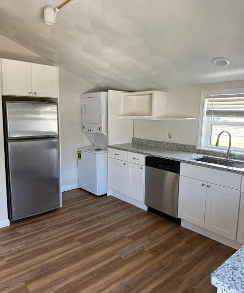 50 Warner St #3 — Photo 1
