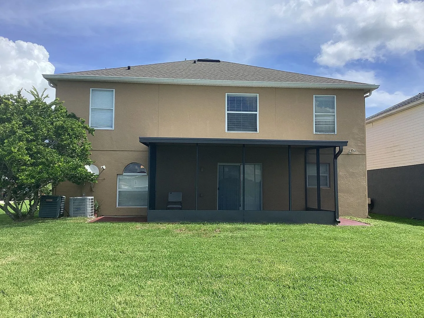 Sanford two story home — Photo 3