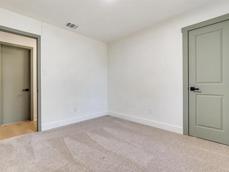 2701 Northview Pl — Photo 6