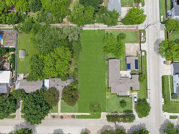 2nd image of 8819 Redondo Dr