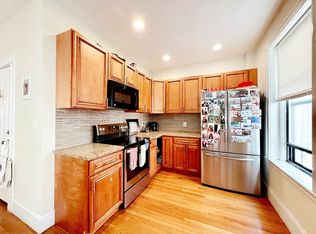 180 Saint Paul St #C2, Brookline, MA 02446