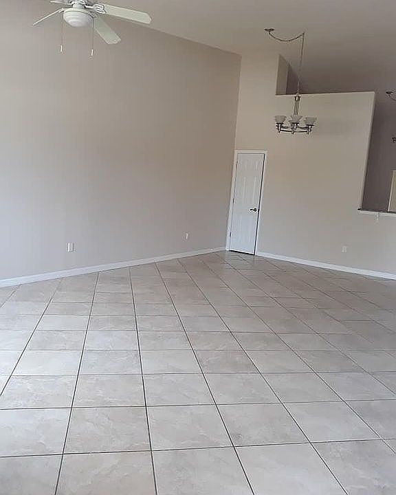 1st image of 4 Wood Amber Ln #A