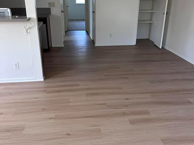 2636 Tiller Ave — Photo 3
