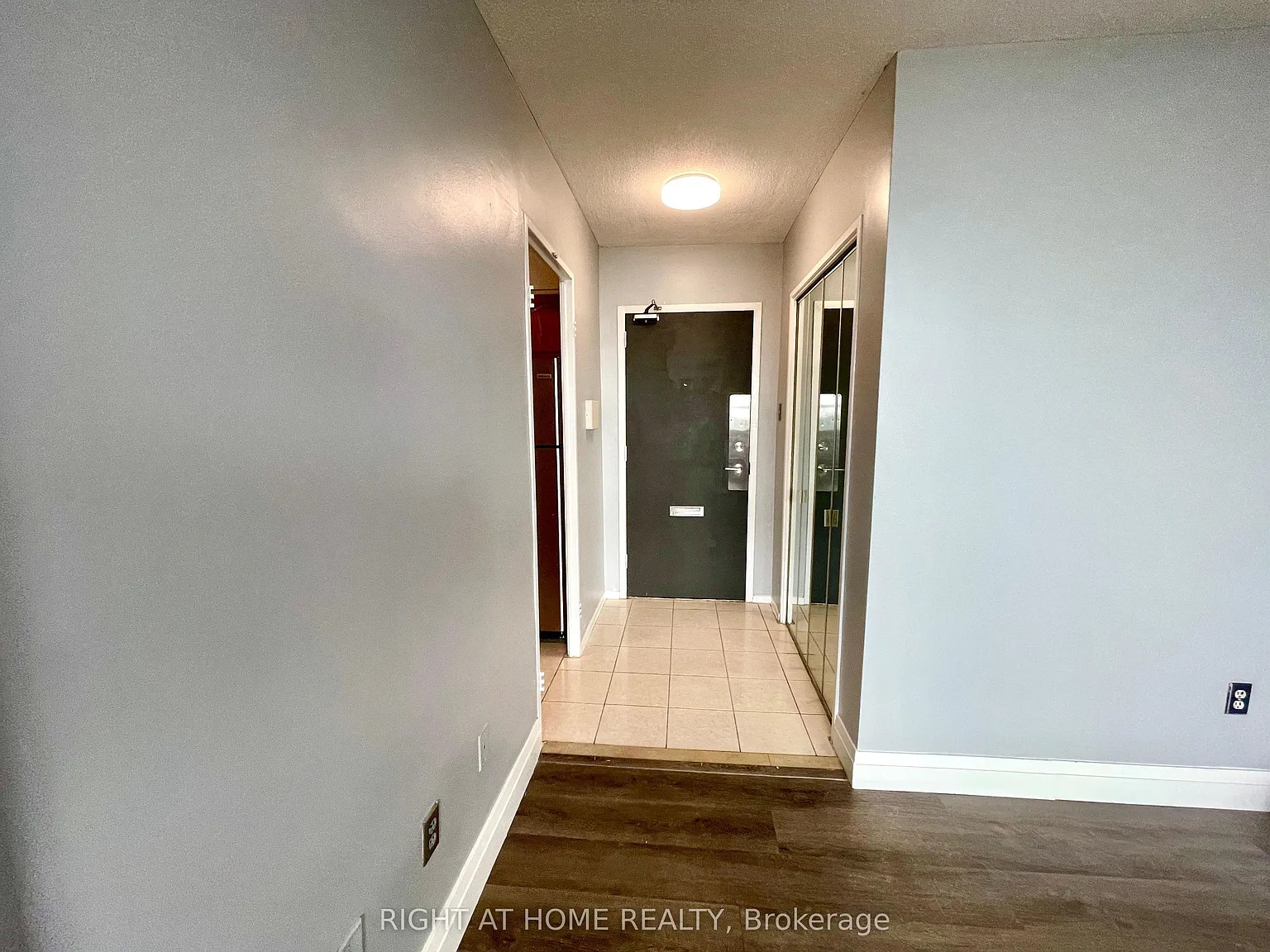 1 bed, $3,000 — Photo 4