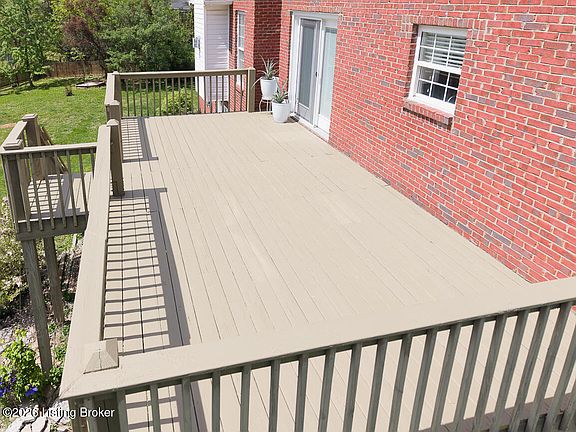 5th image of 2109 Oakford Ct