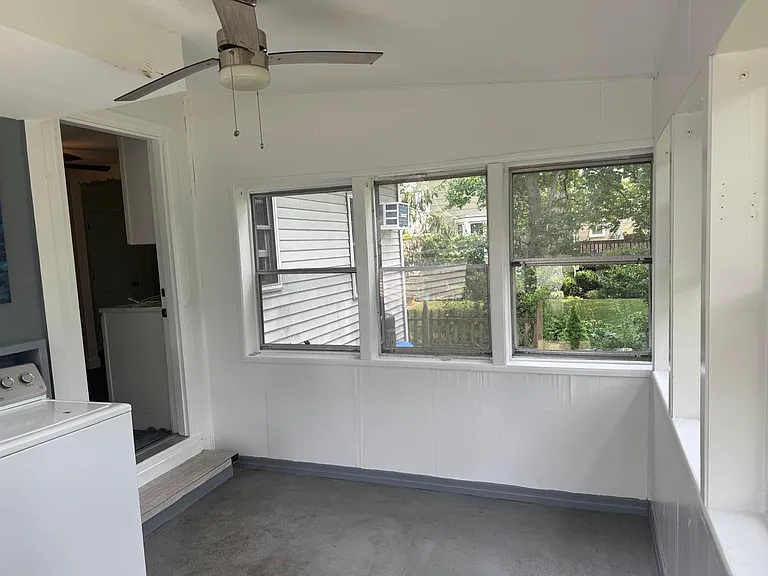 375 S 3rd St — Photo 12