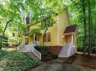105 Bristol Dr, Chapel Hill, NC 27516