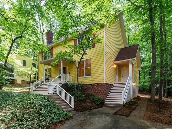 105 Bristol Dr, Chapel Hill, NC 27516
