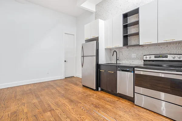 Rented by Stuyvesant Heights Realty Corp | media 18