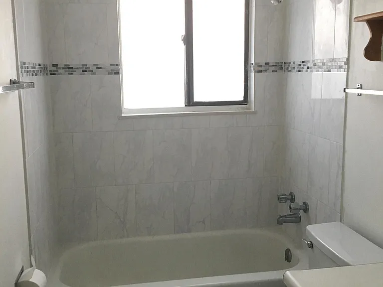 3090 Starlight Cir — Photo 8