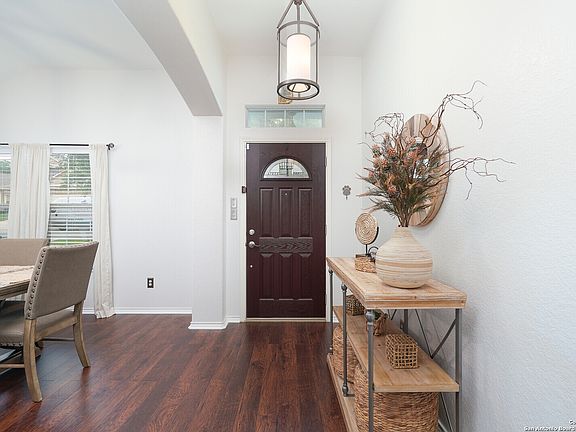 2nd image of 5543 SOUTHERN OAKS