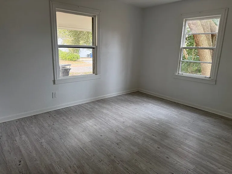 128 Country Club Cir — Photo 9