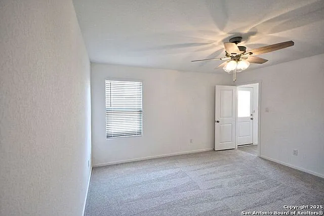 206 Charles Way — Photo 22