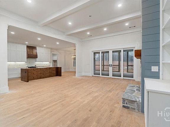 5th image of 1991 Moores Ford Road