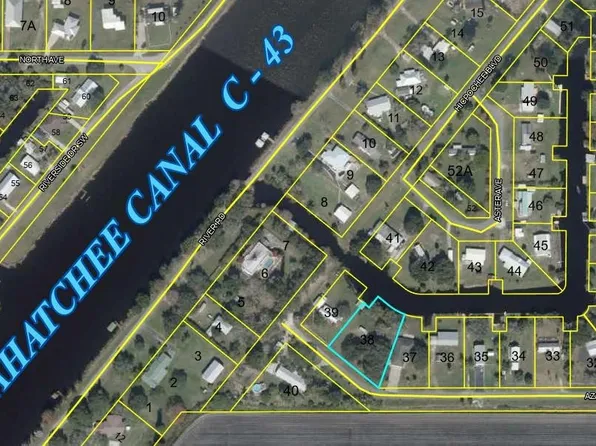 1150 Azalea Ave, Moore Haven, FL 33471